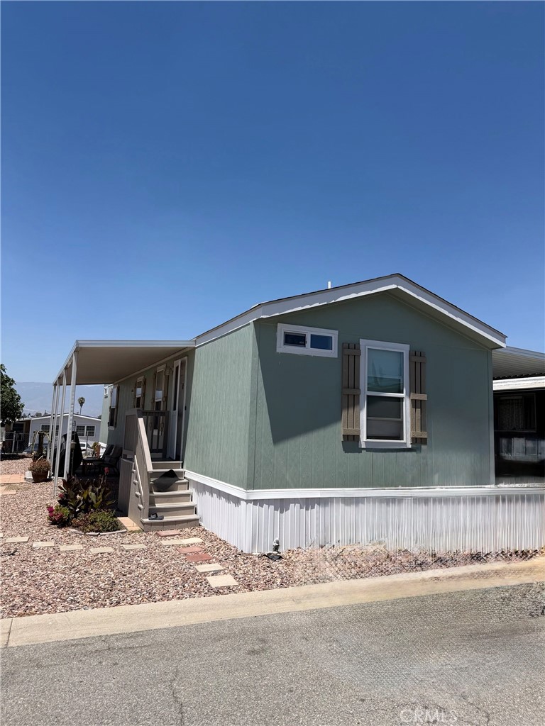 24414 University Avenue 51