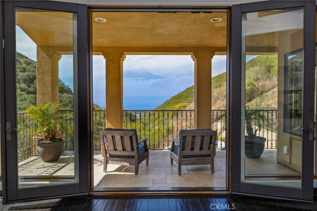 4322 Escondido Drive