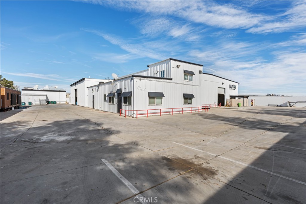9332 Holly Road