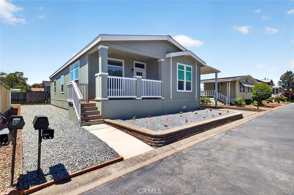 41 Estrella Drive