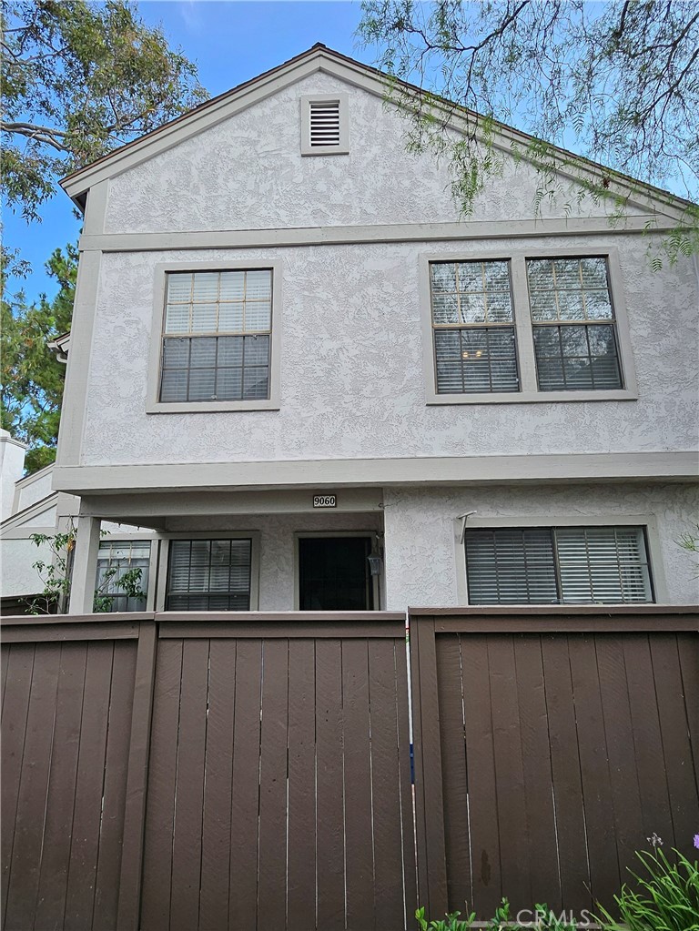 9060 Candlestick Lane
