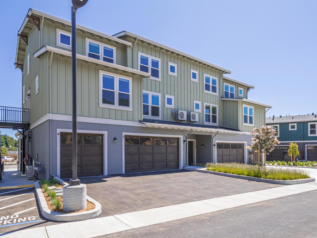 111 Aptos Village Way 3