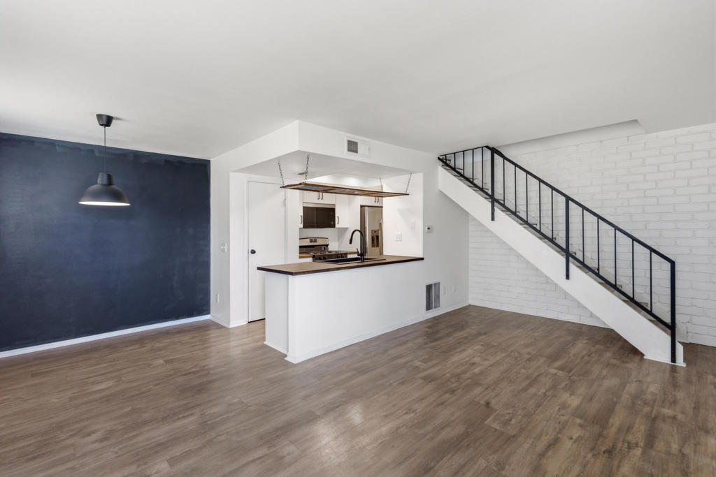 72532 Edgehill Drive 2
