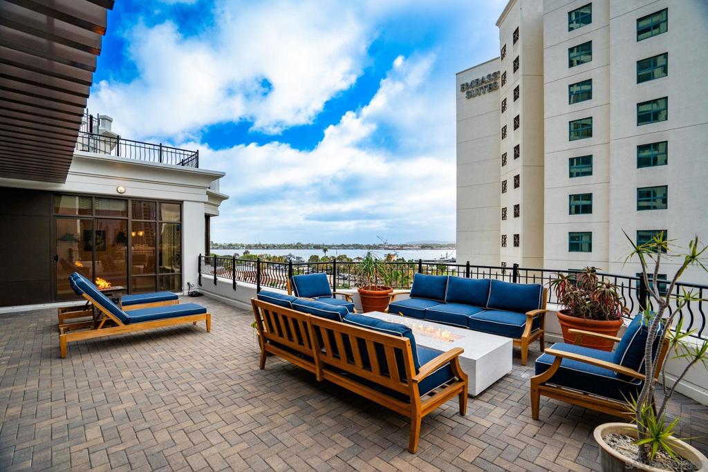700 W Harbor Dr 705