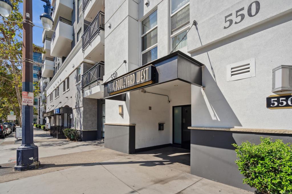 550 Park Boulevard 2306