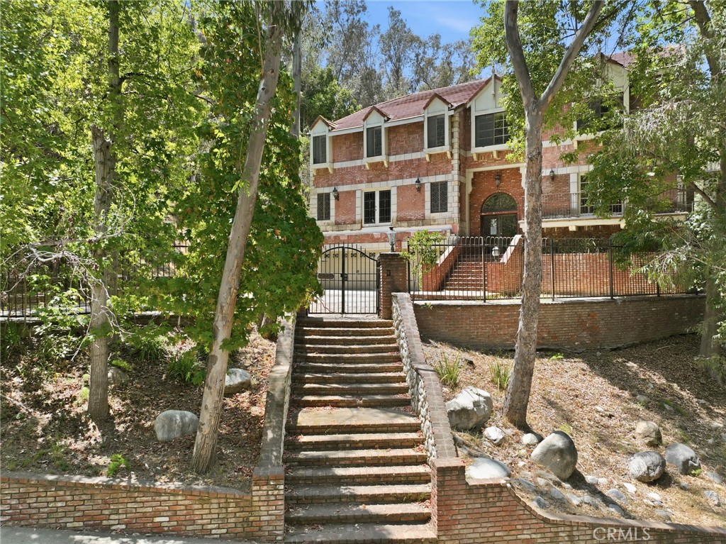 3243 Iredell