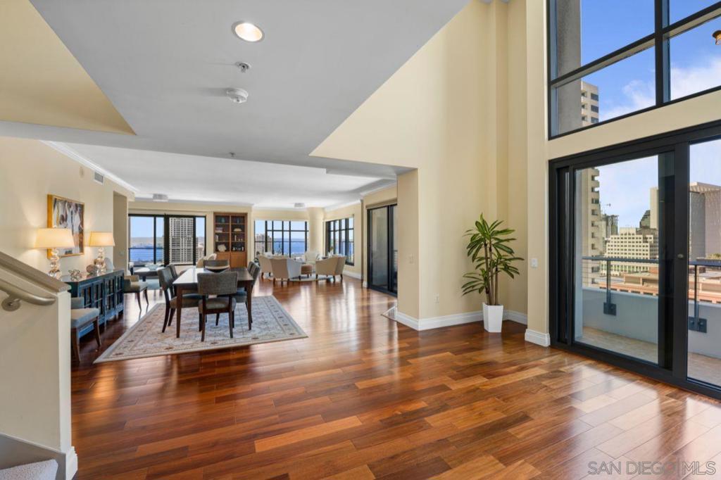 645 Front St 2002