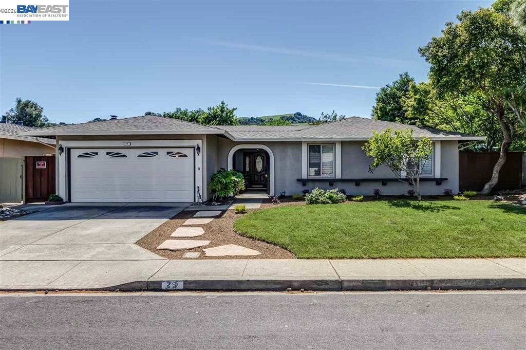 25 Tareyton Ct