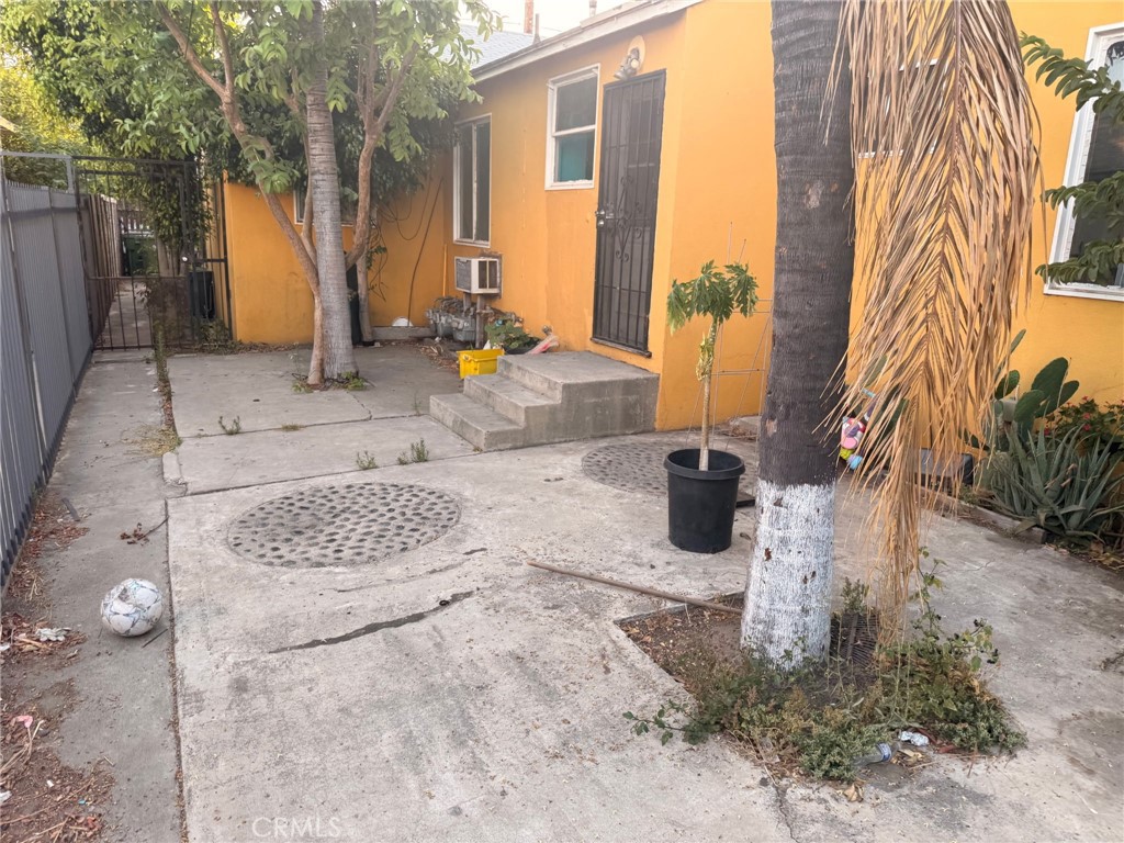 7256 Vineland 4
