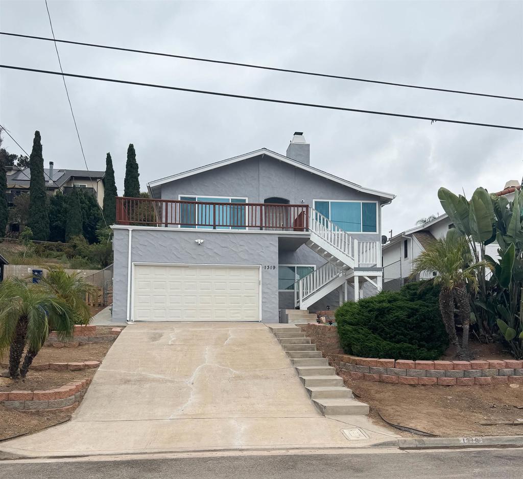 1319 Grand Ave.