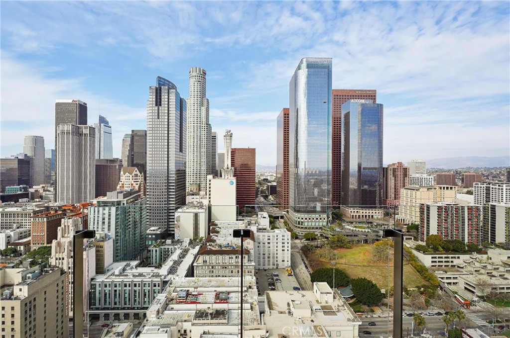 400 S Broadway 3406