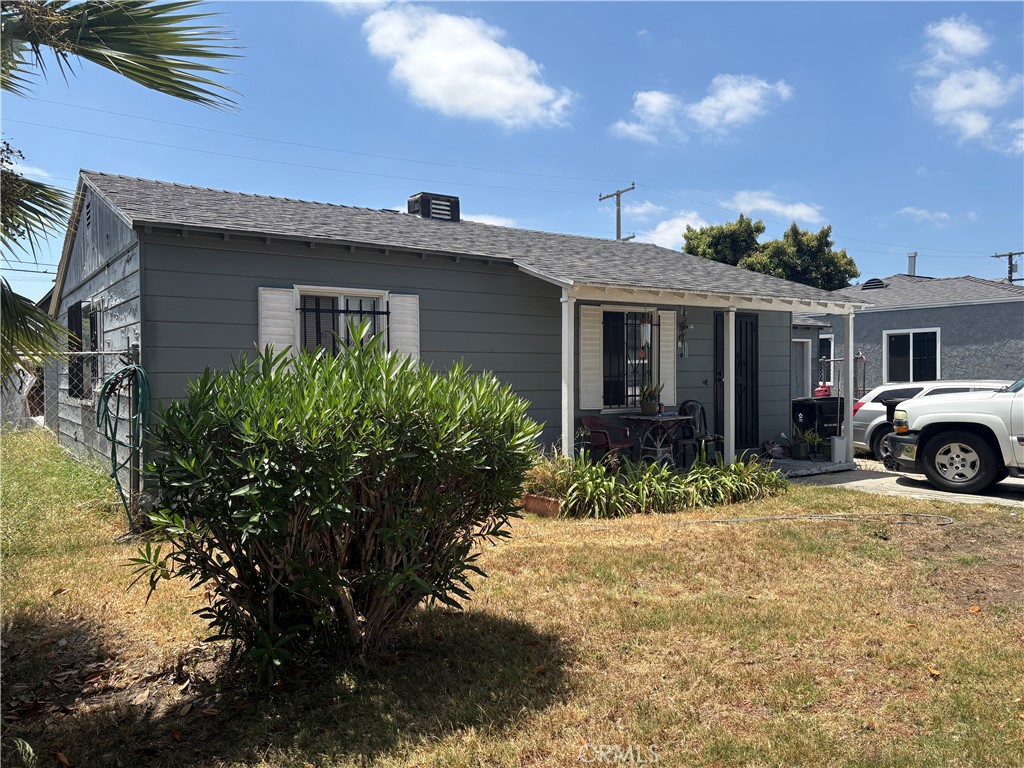 1258 E 126th