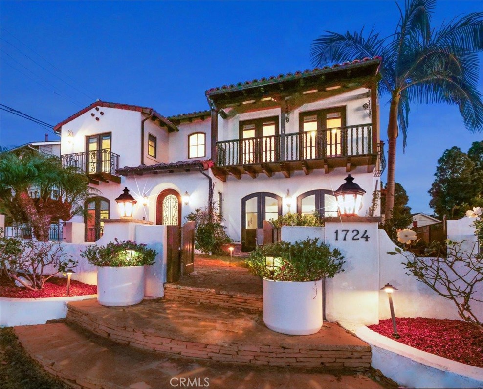 1724 Via Estudillo