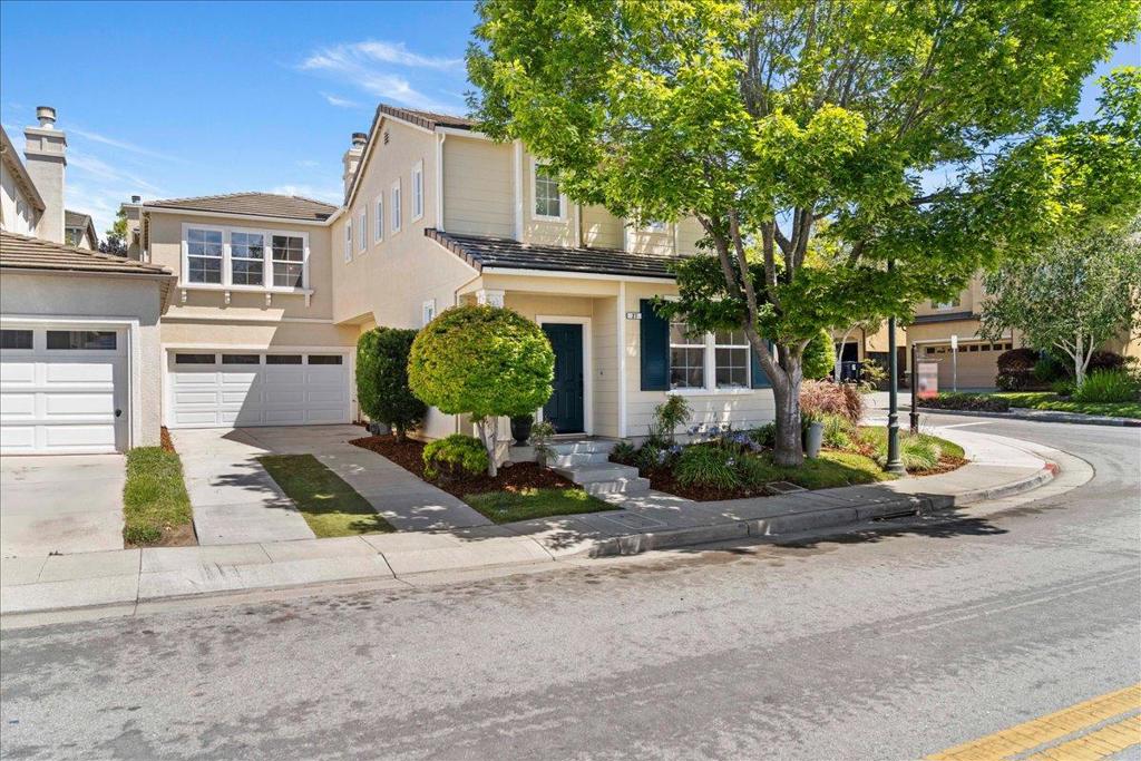 21 La Jolla Street