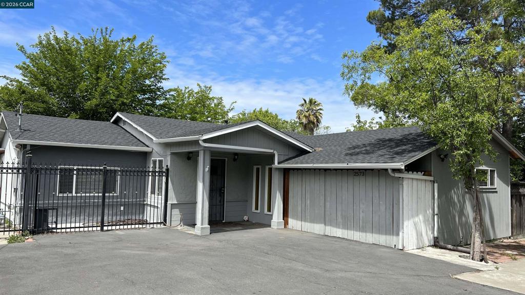 2573 Decca Lane