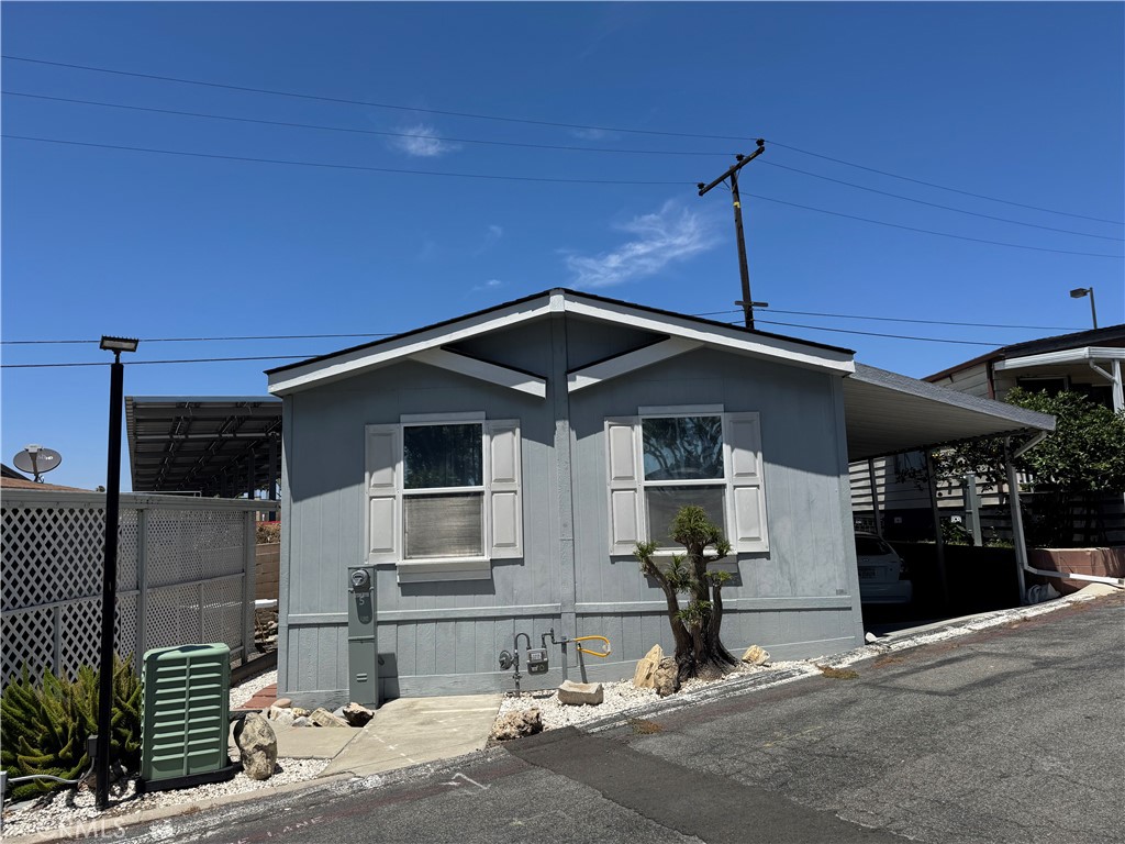 17261 Gothard 5