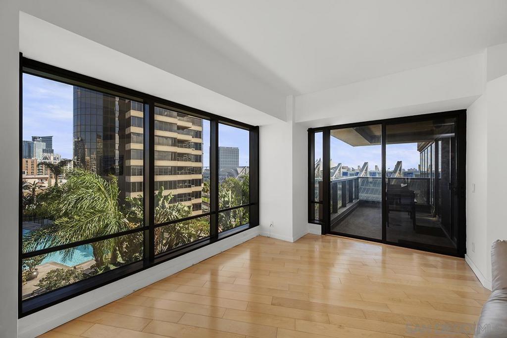 100 Harbor Drive 906