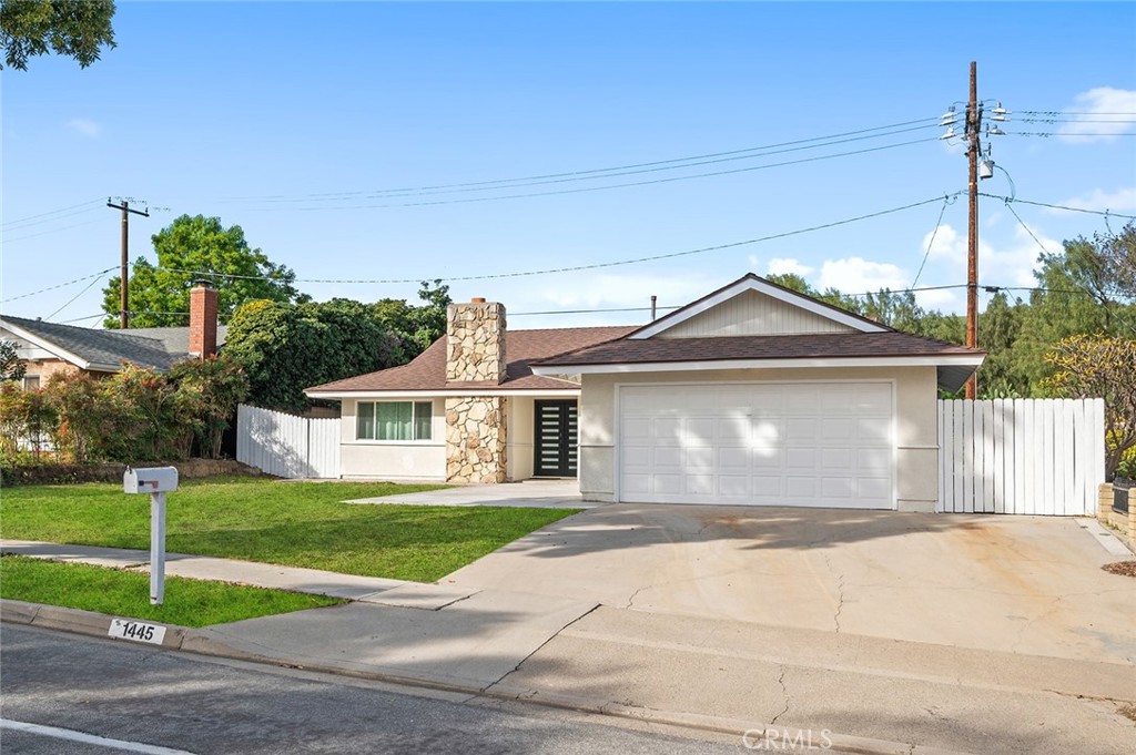 1445 Arrow Wood