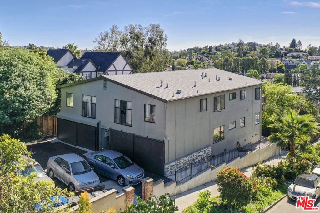 2986 Waverly Drive