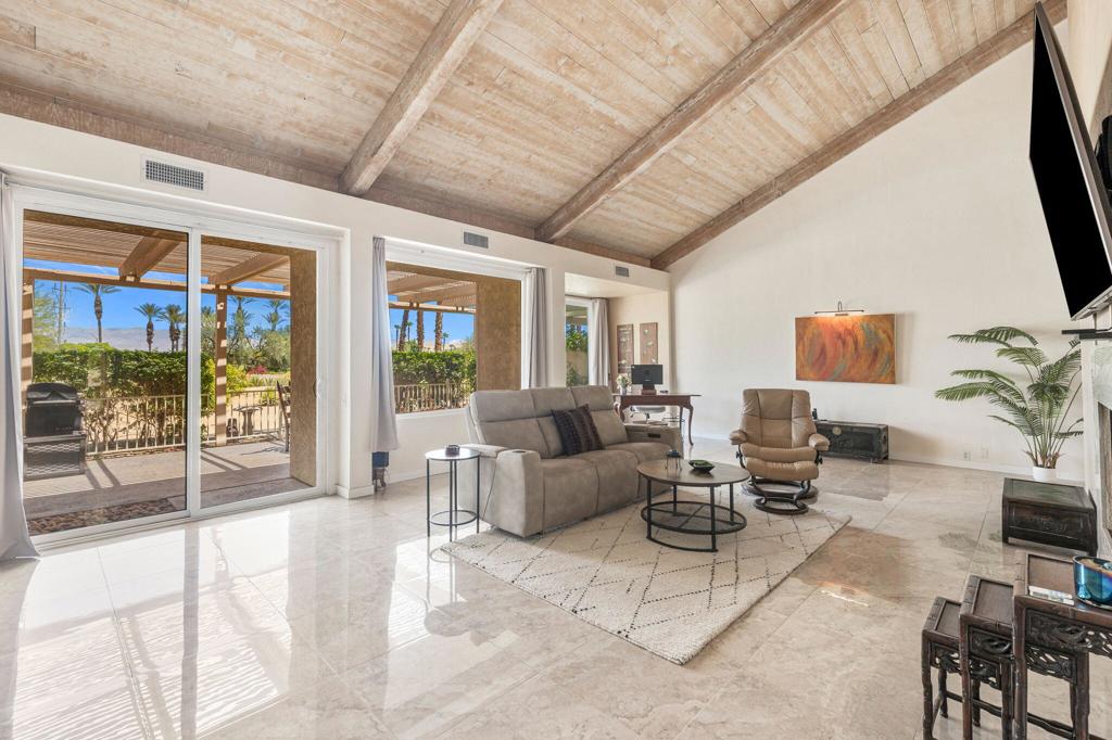 609 Desert West Drive