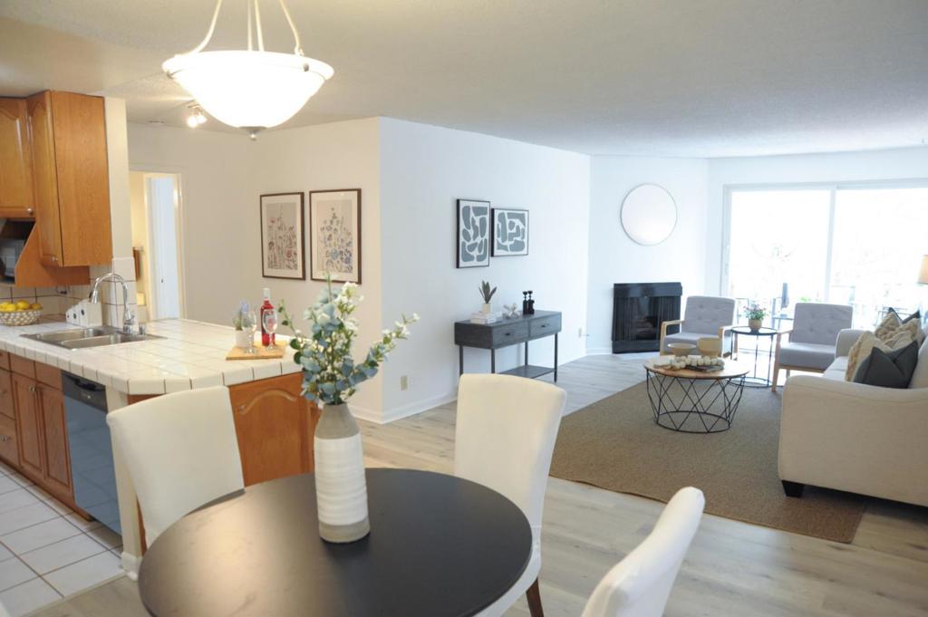 370 Imperial Way 121