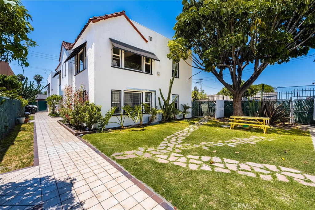 1861 -1871 Pacific Avenue