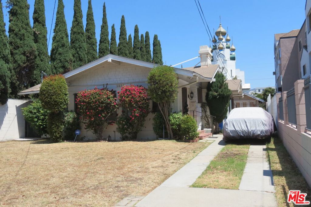 5427 La Mirada Avenue