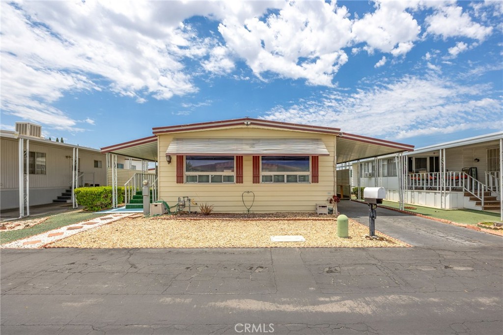 43531 E Acacia 69
