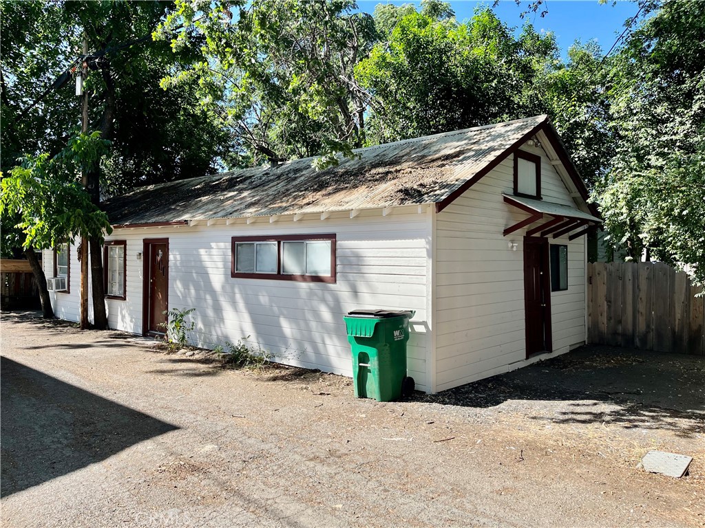 1326 Mulberry