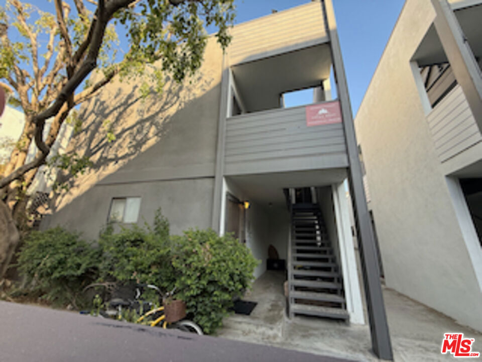 38 Horizon Avenue