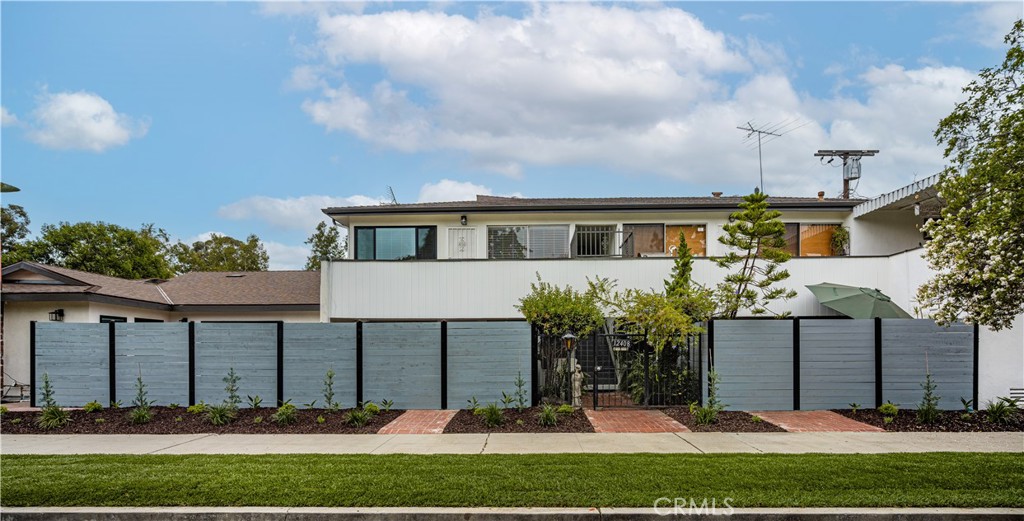12408 Archwood