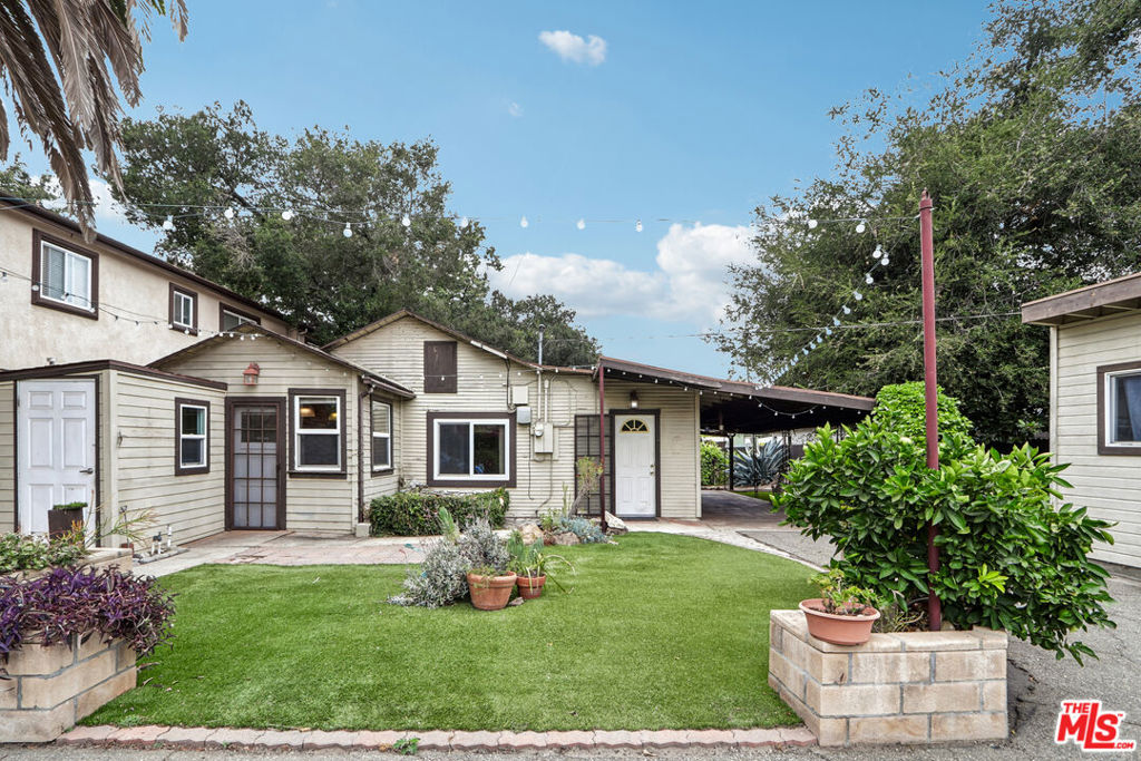 2717 Los Robles Road