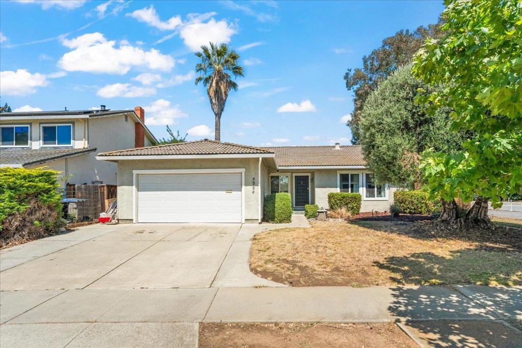 4584 Thousand Oaks Drive