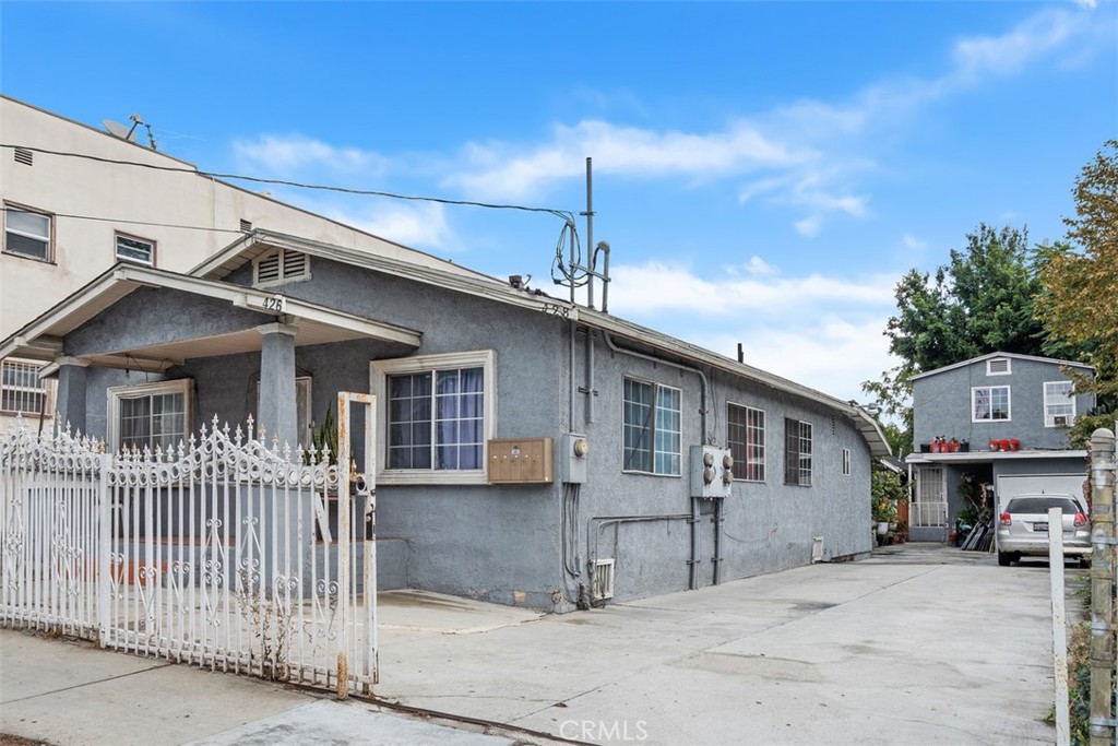 426 N Virgil Avenue
