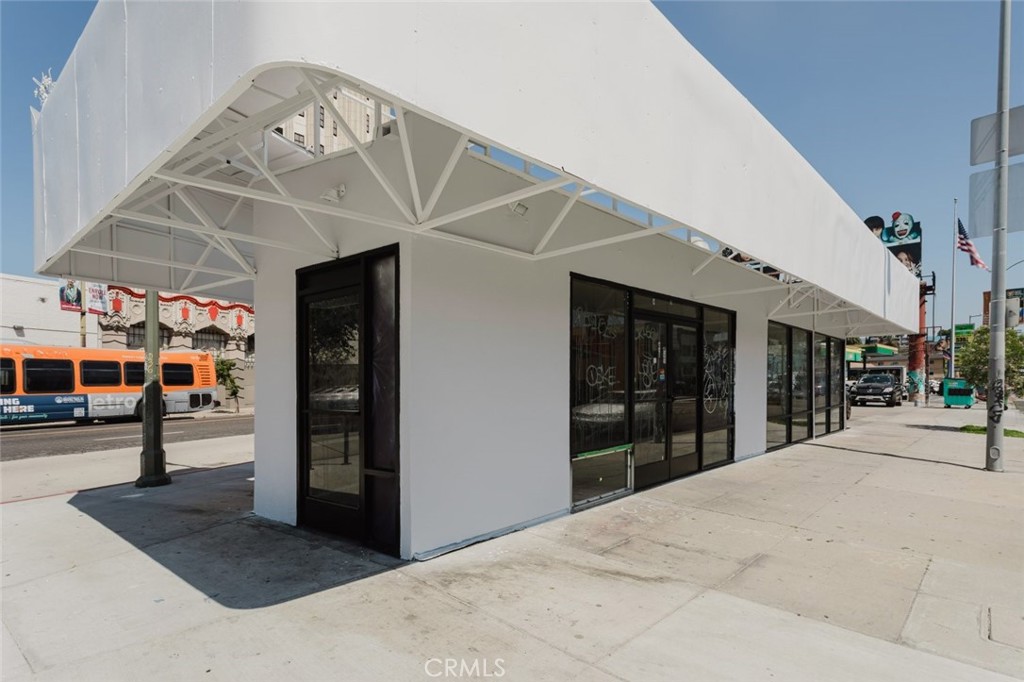 3615 Beverly Boulevard