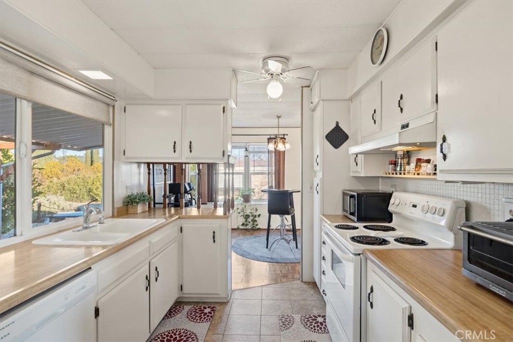157 Oak Grove Parkway 157