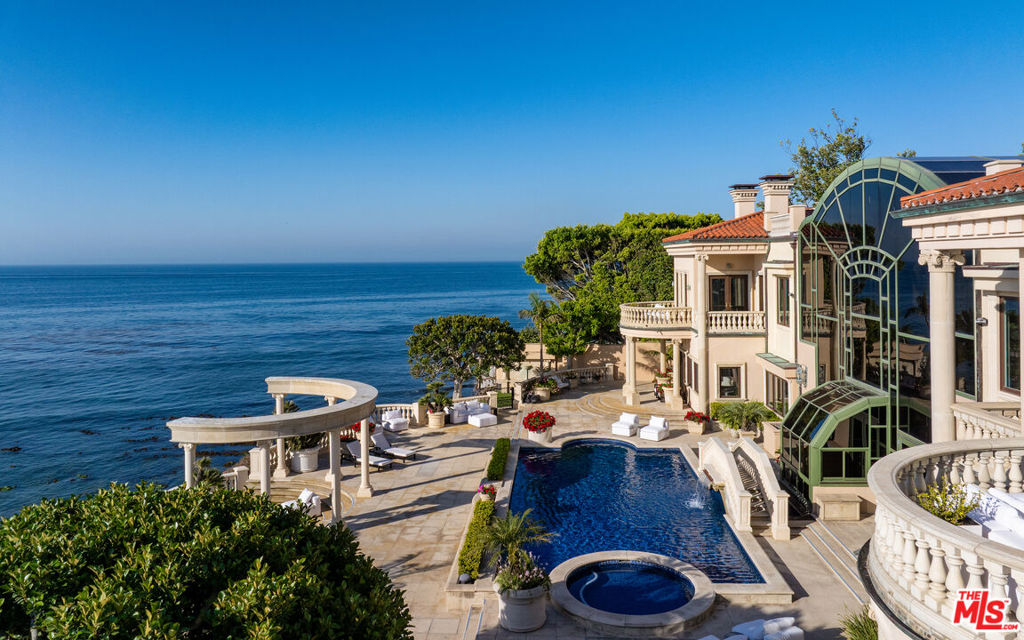 28824 Cliffside Drive