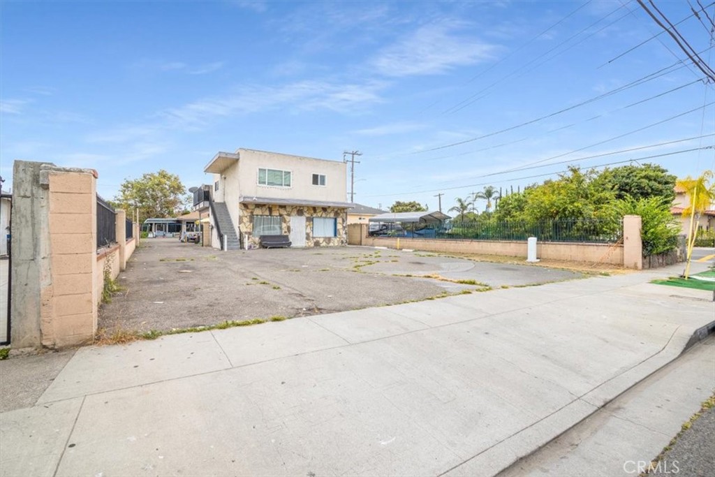 608 E Central Avenue