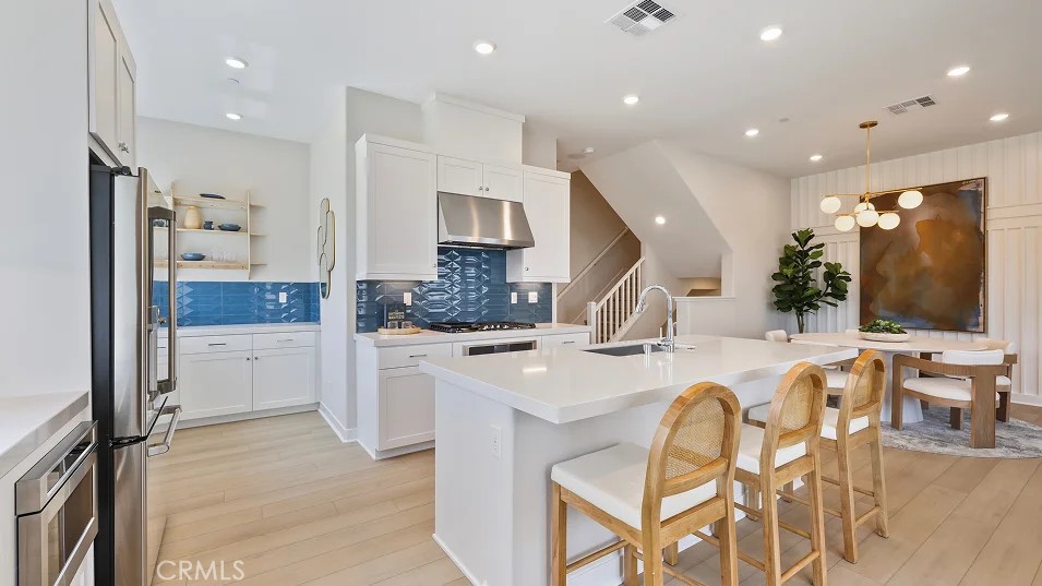 1988 Lupine Terrace