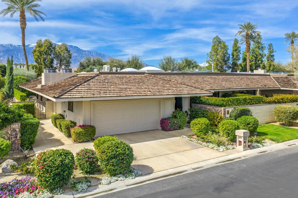 28 Princeton Drive