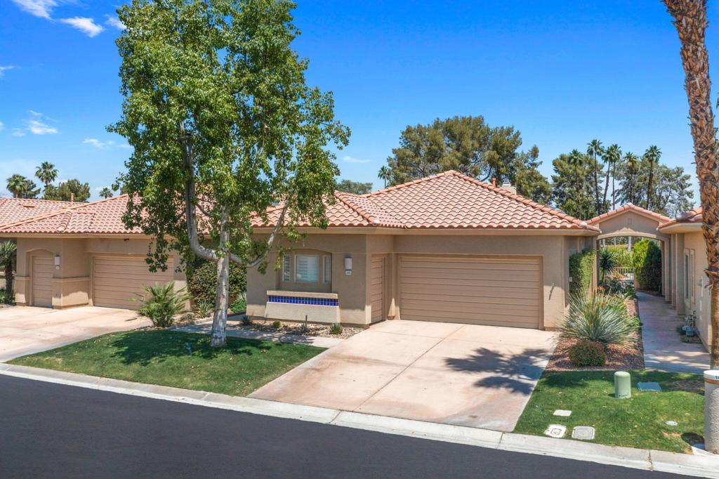 105 N Kavenish Drive