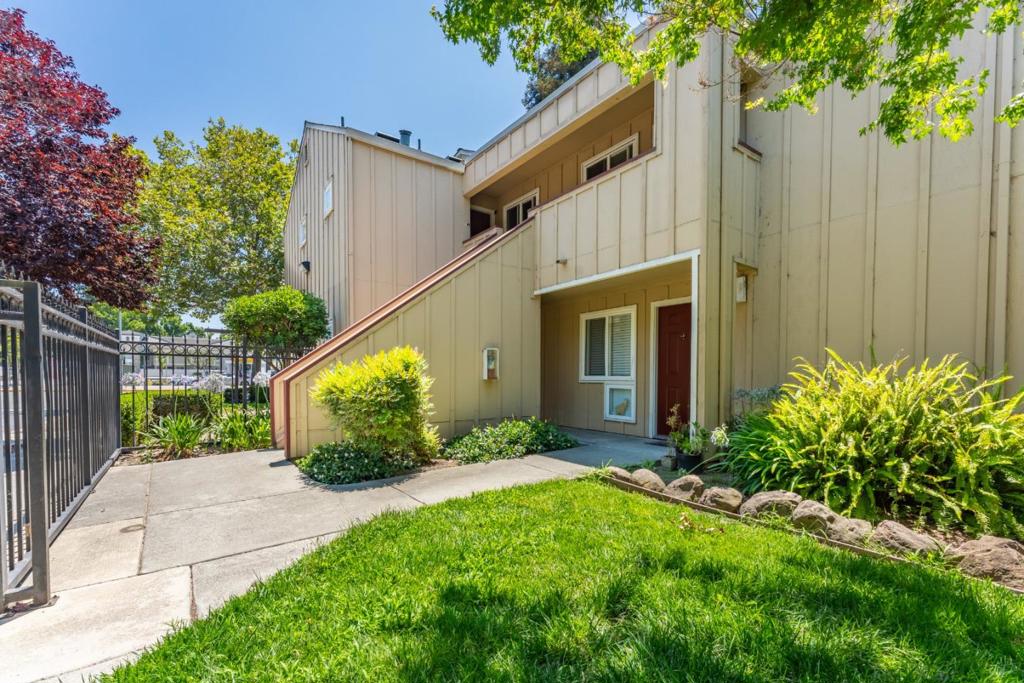 5 Monte Verano Court