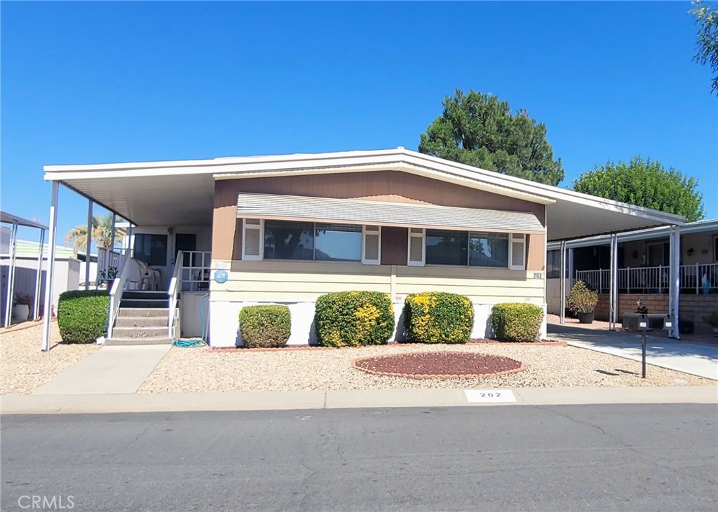 27601 Sun City Boulevard 202