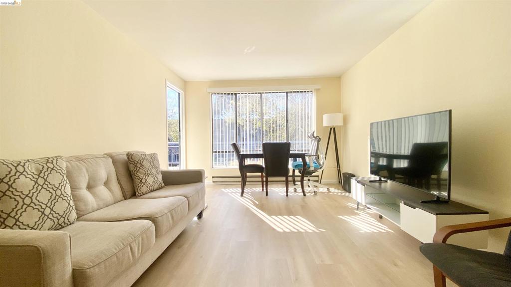 2 Commodore Drive D273