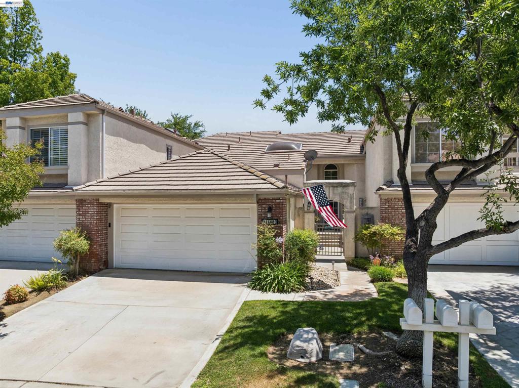 24448 Hampton Dr B