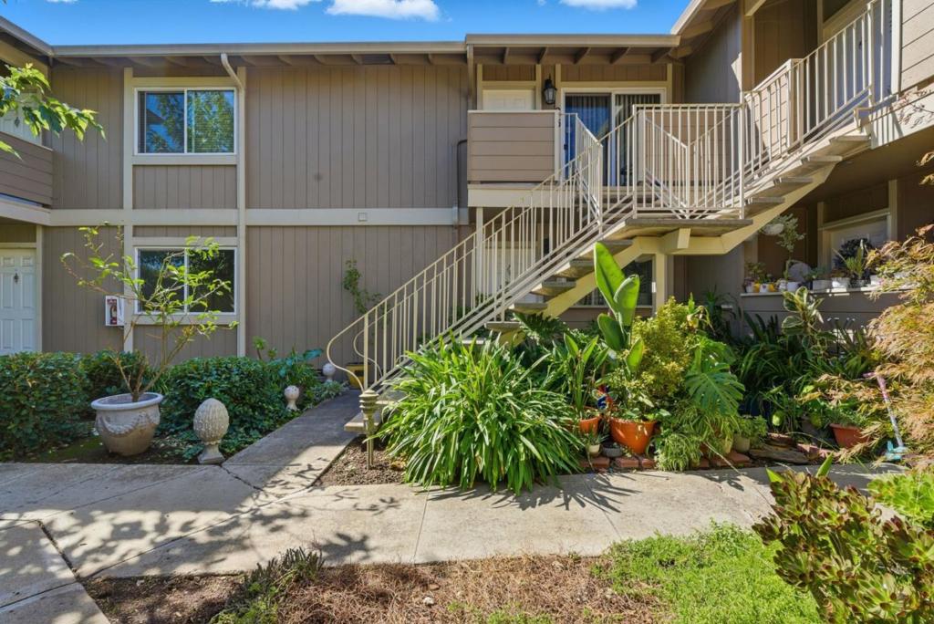 4970 Cherry Avenue 211