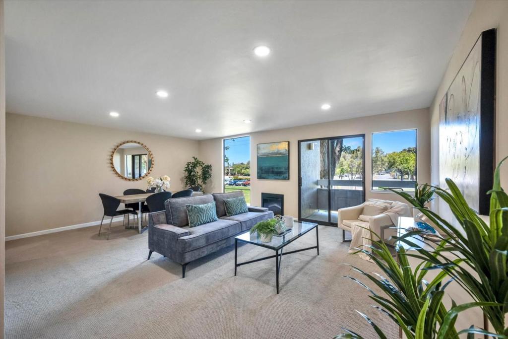 1170 Foster City Boulevard 107