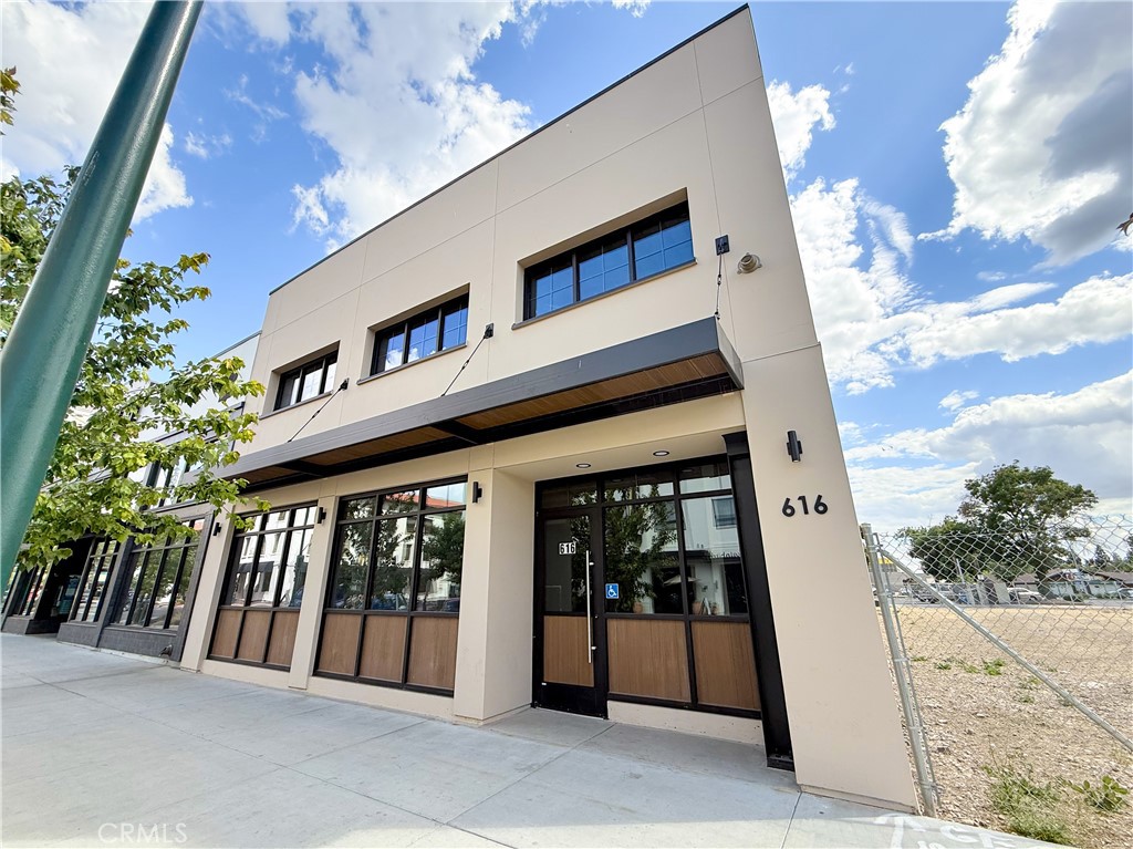 616 W Main