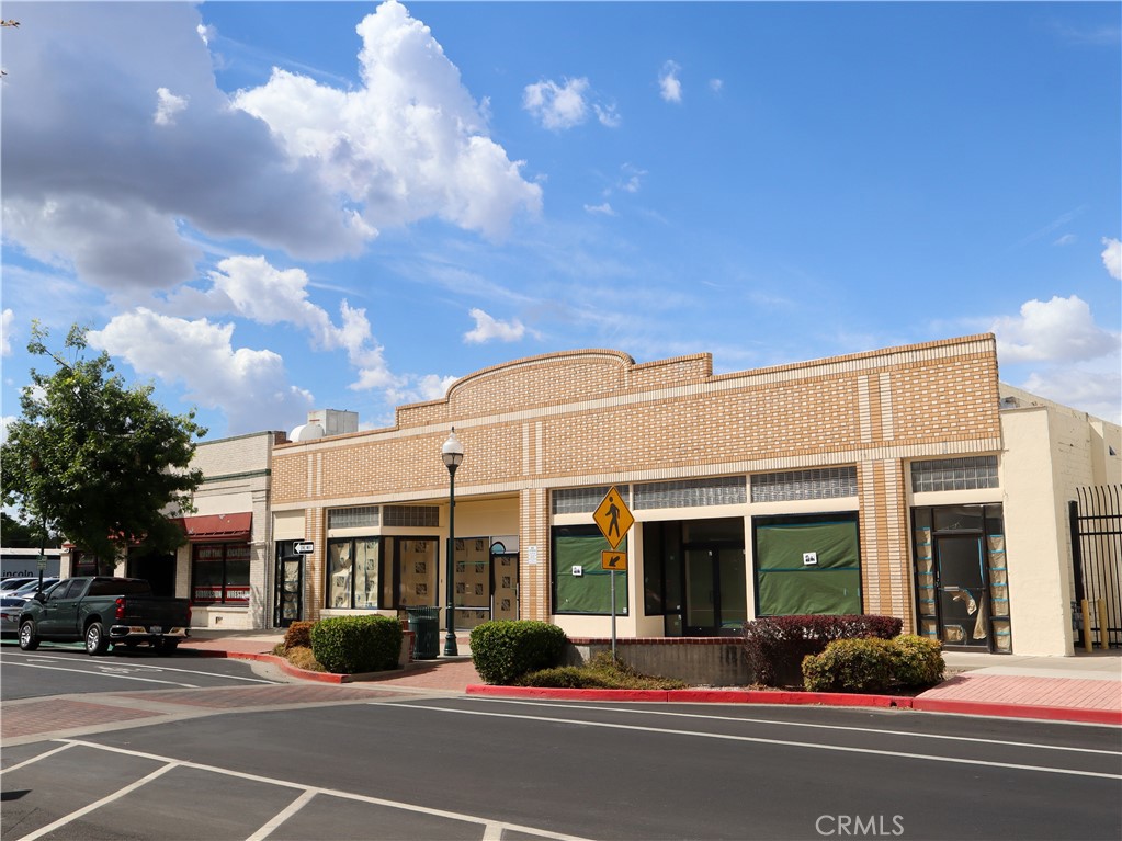735 Main