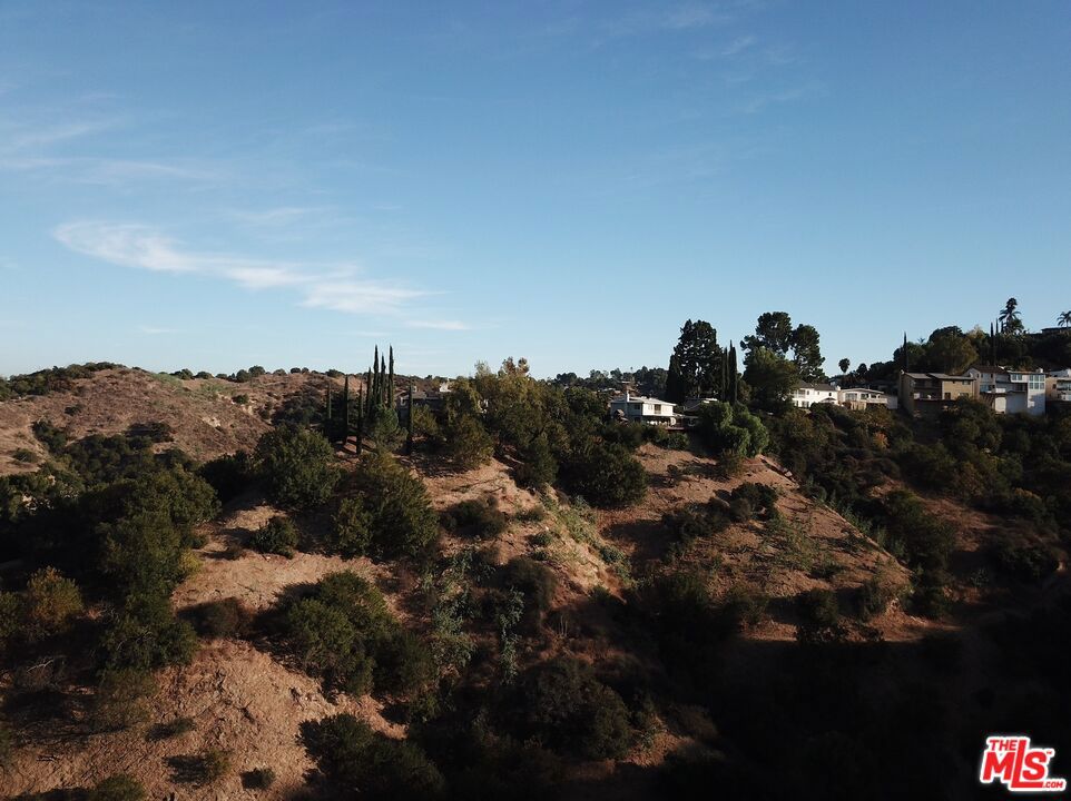 3947 N Hopevale Drive